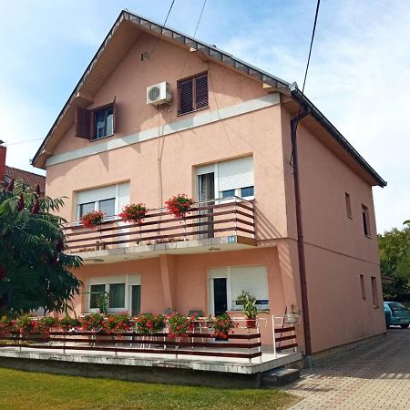 Apartman Andelina Vrnjačka Banja Kültér fotó